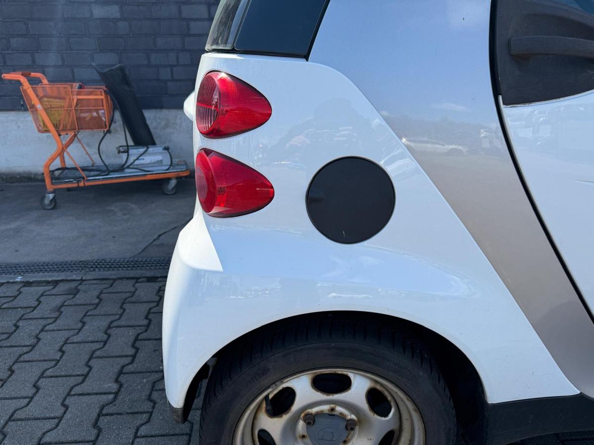 Smart Fortwo 451 Coupe original Kotflügel Seitenteil hinten rechts weiß BJ07